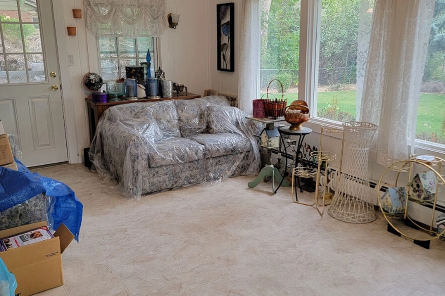 Sunroom after organizing